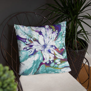 "Lace Bloom" Basic Pillow